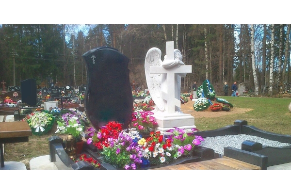 скульптура памятник на могилу