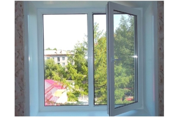 Пластиковое  2-створчатое окно Rehau Blitz 60 1000*500 мм